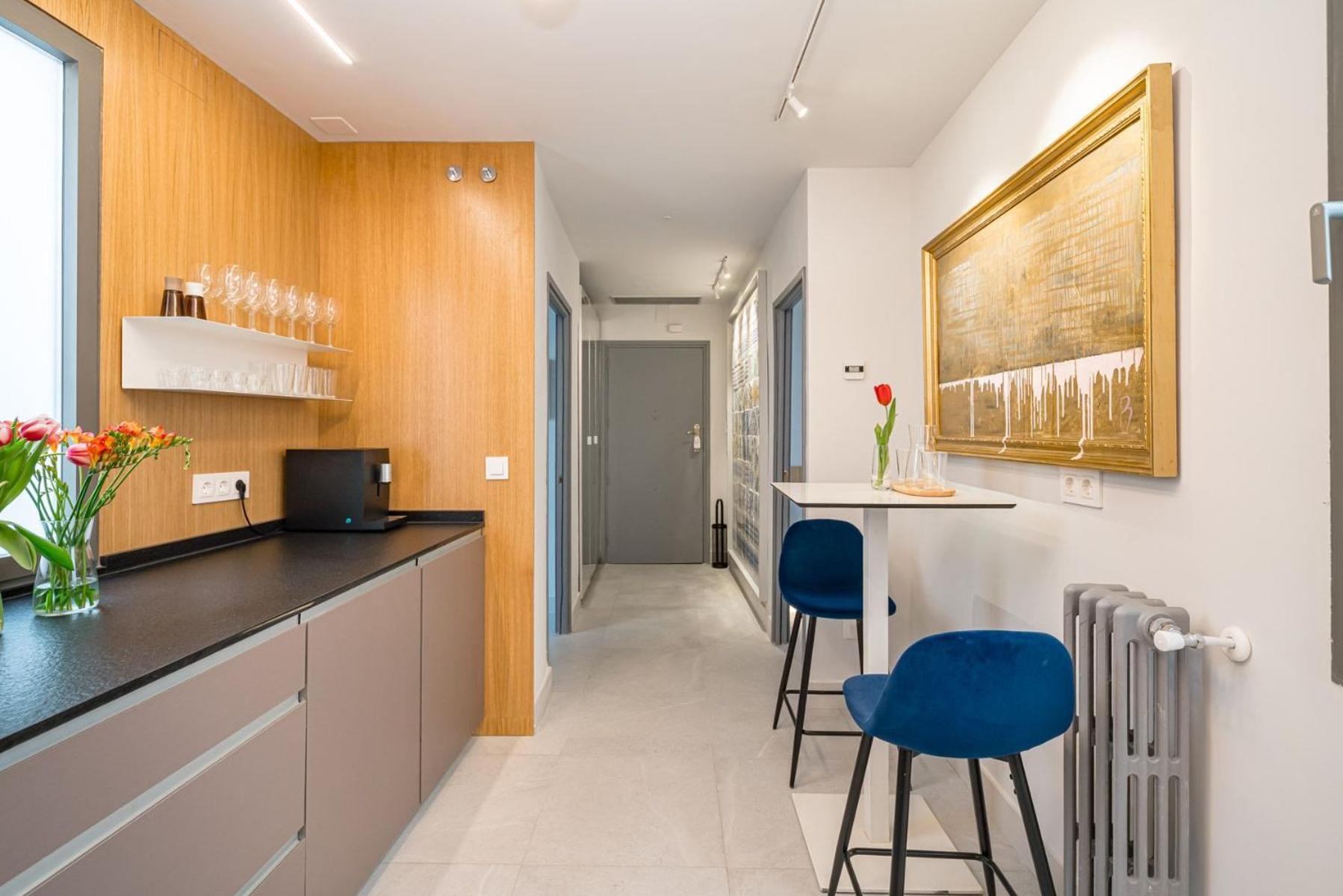 Centric Creative Rooms Madrid Exterior photo
