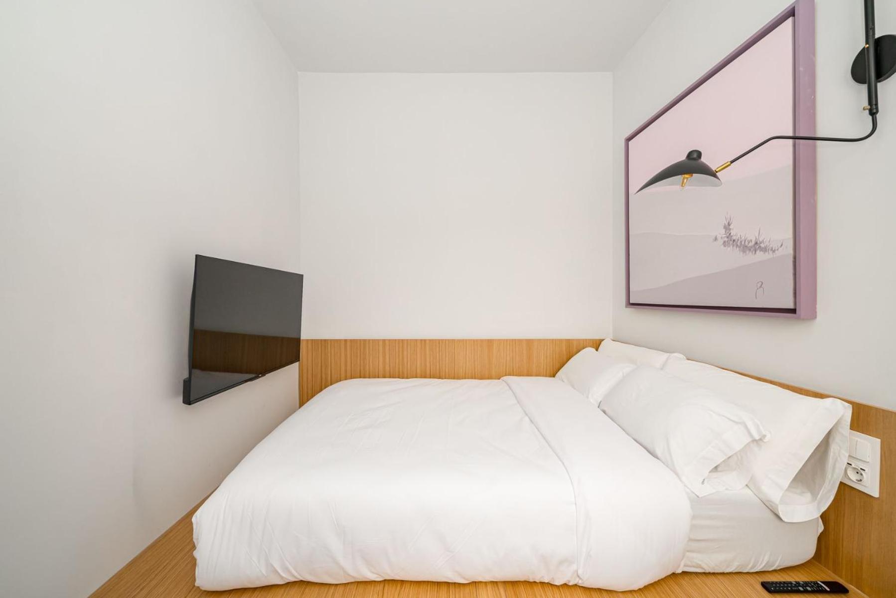 Centric Creative Rooms Madrid Exterior photo