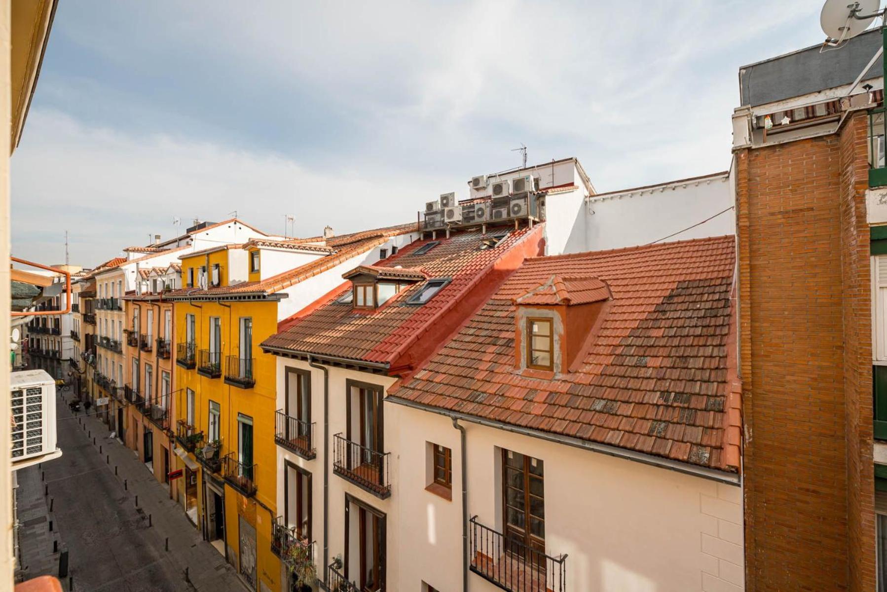 Centric Creative Rooms Madrid Exterior photo